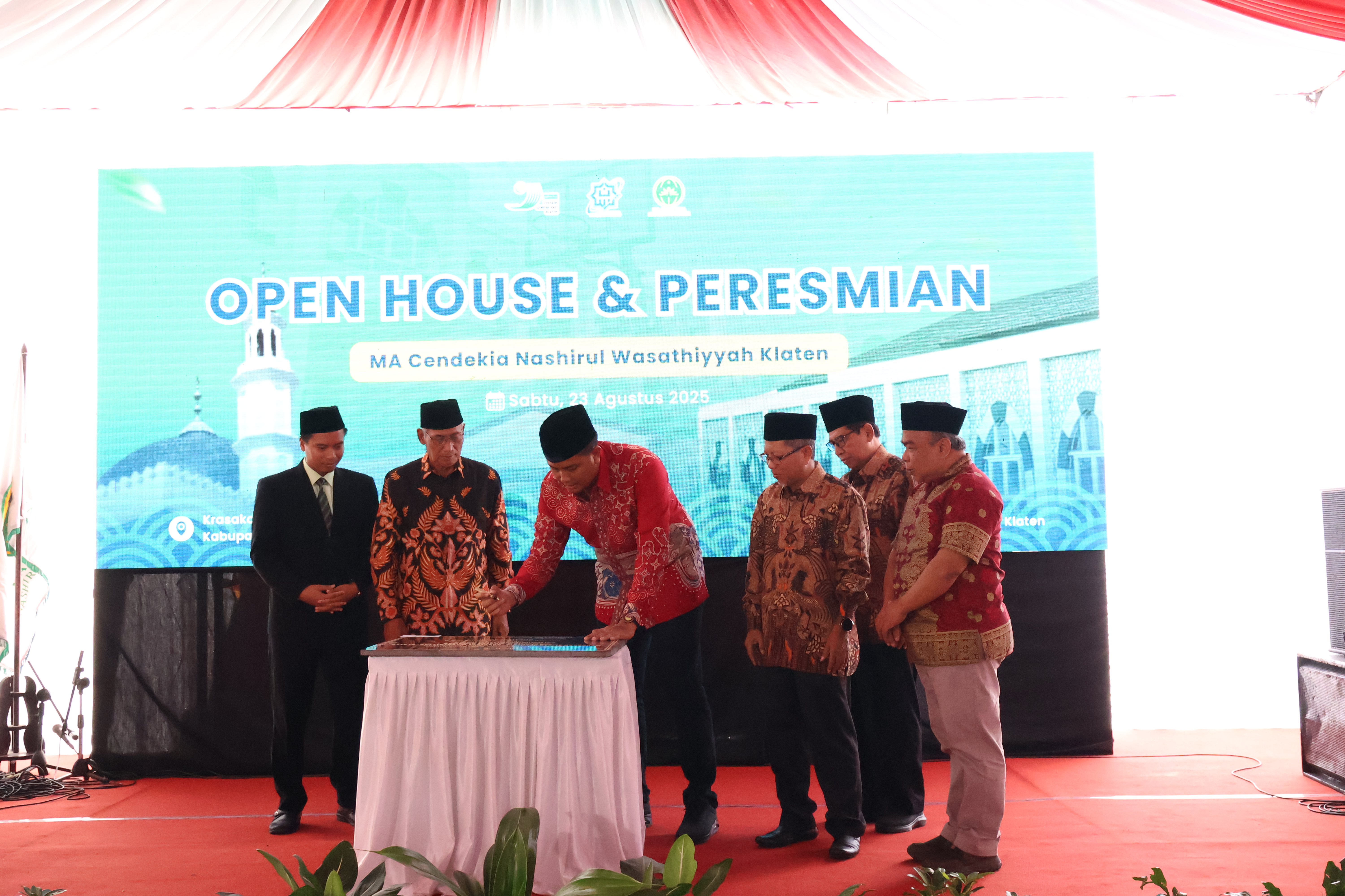 Foto awal pendirian sekolah